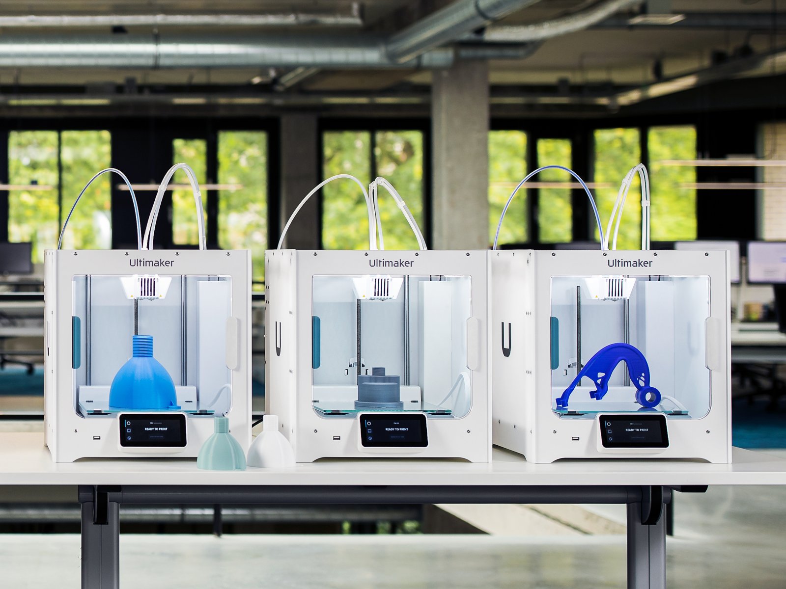 Ultimaker-S3-3x-office-93[1]